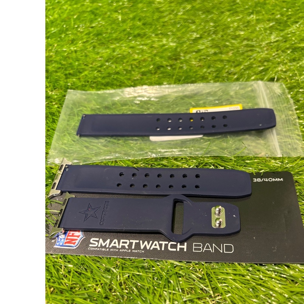 Dallas Cowboys NFL Smartwatch Band Apple Watch 38/40mm Navy Blue Silicone Strap